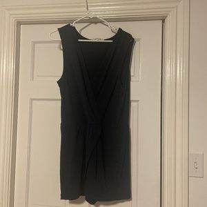 navy BCBG short jumper